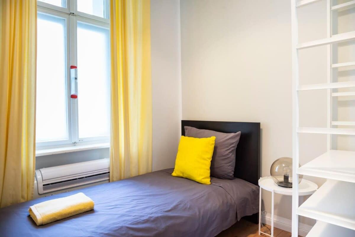 Kudamm Plus Ac Plus Selfcheckin Plus Free Street Parking Berlijn Buitenkant foto